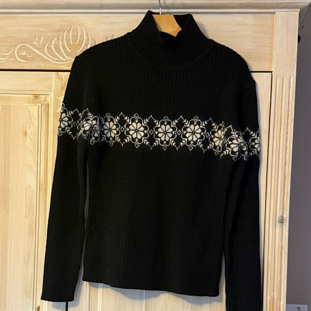 Ann Taylor Black and White Floral Turtleneck Sweater Italian wool and angora